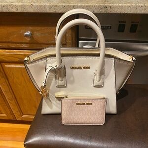 Michael Kors Avril Crossbody & Satchel Purse & Pink Jetset Wallet